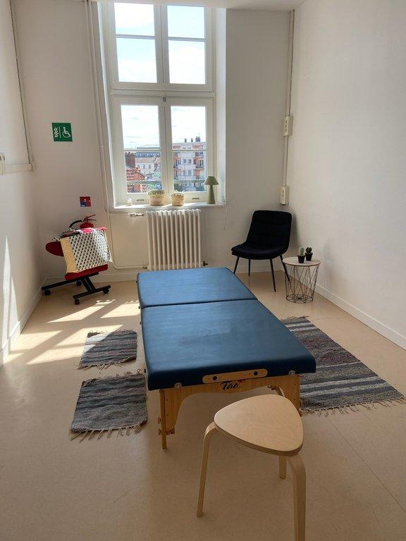 1L Cabinet de RDV  de 20m² 1er étage 